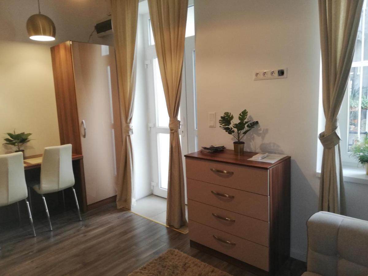 Embassy Studio Apartment Citypark 布达佩斯 外观 照片